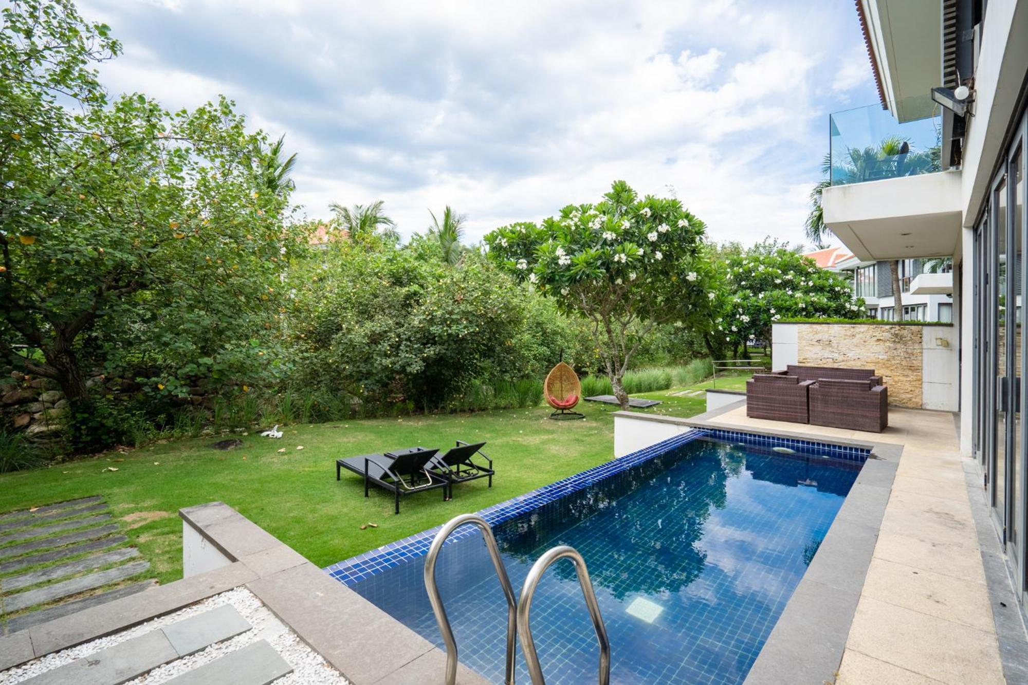 Diamond Beach Villa Da Nang Exterior foto
