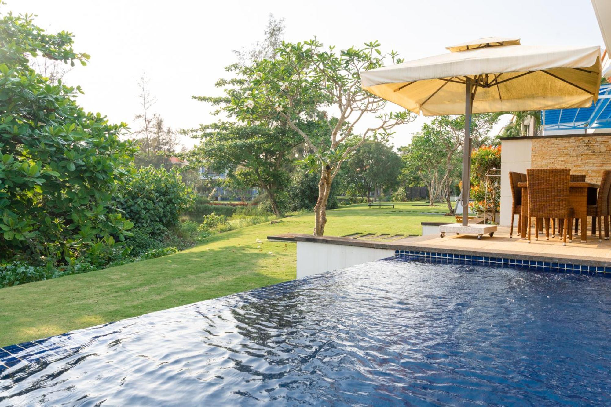 Diamond Beach Villa Da Nang Exterior foto